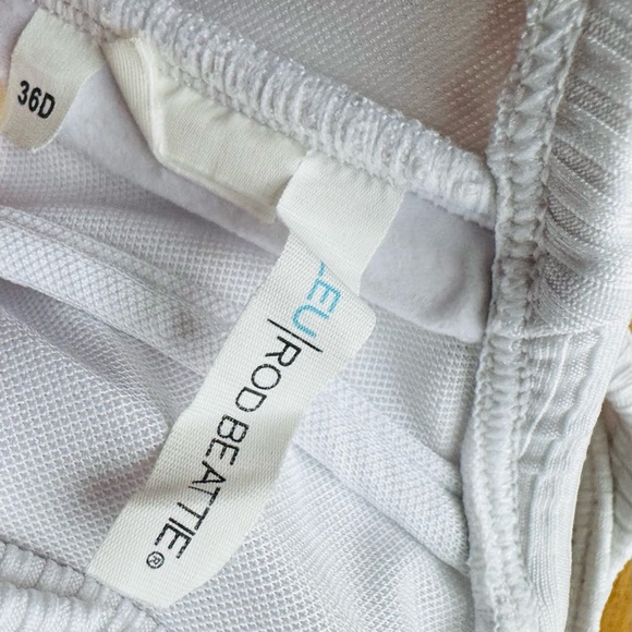 Bleu Rod Beattie White Ribbed Bikini Set Gold Hardware | Top 36D Bottom 12 - Picture 3 of 6